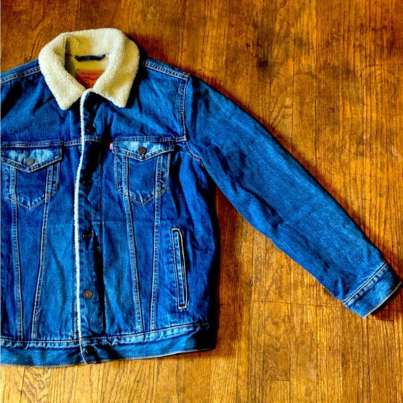 Levi's Blue Denim Sherpa Jacket Navy NWT New Medium Med Levi Levis Men’s Men - Picture 3 of 8